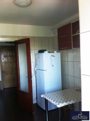 apartament-cu-4-camere-confort-1-decomandat-in-ploiesti-zona-sud-bloc-gioconda-13